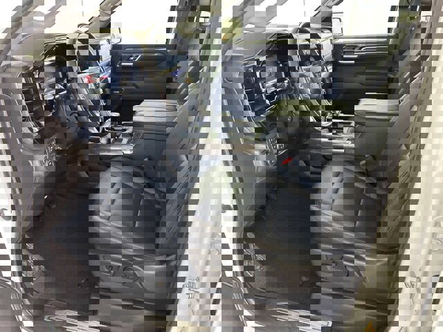 Used 2024 Chevrolet Silverado 1500 LTZ image 10