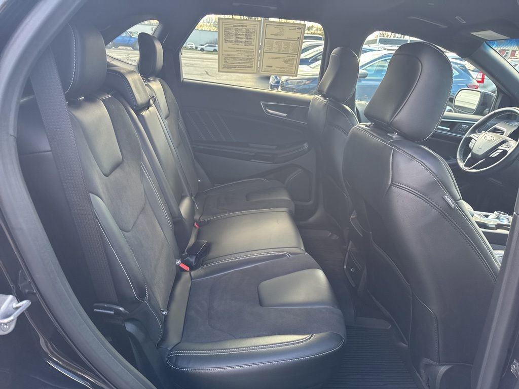 Certified 2022 Ford Edge ST image 36