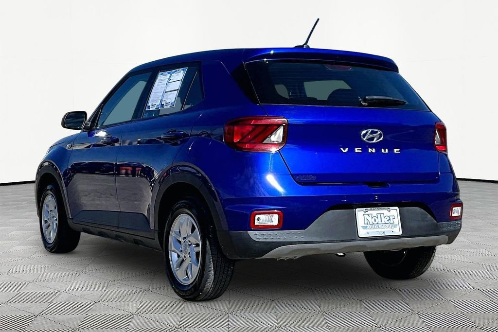 Used 2024 Hyundai Venue SE FWD image 13