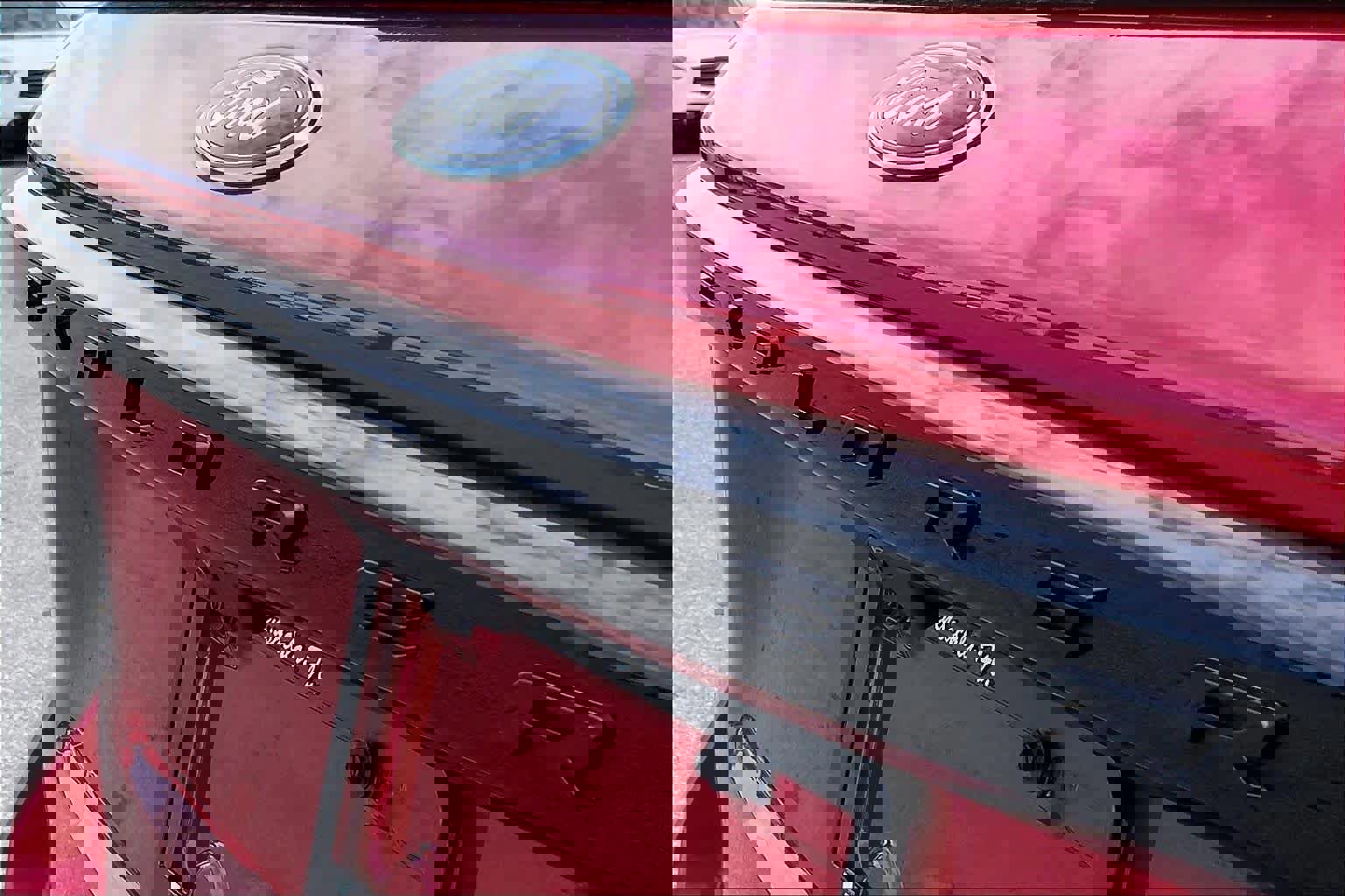 Certified 2025 Ford Explorer ST-Line w/ Premium Package image 30