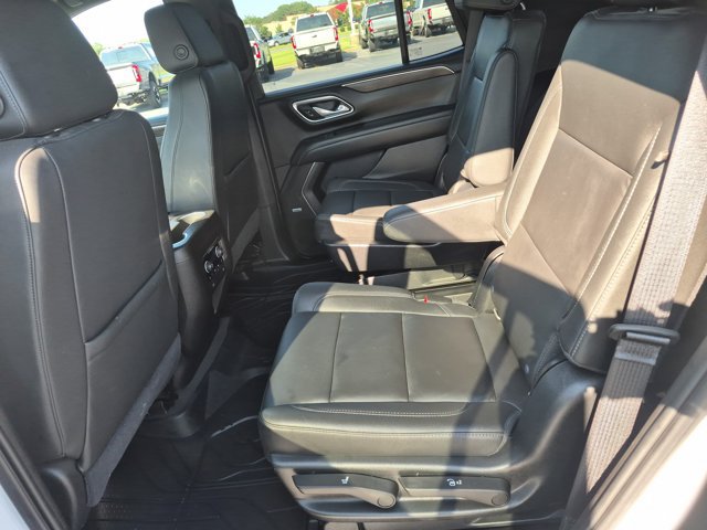 Used 2021 Chevrolet Tahoe Z71 w/ Luxury Package AWD/4WD image 30