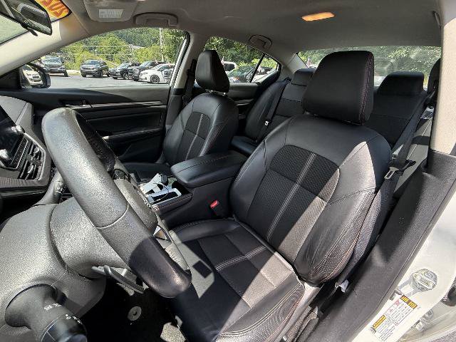 Used 2024 Nissan Altima 2.5 SR FWD image 24