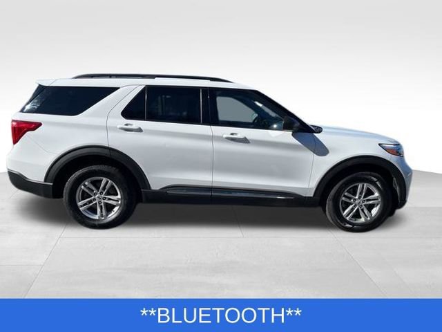 Certified 2023 Ford Explorer XLT w/ Equipment Group 202A image 5