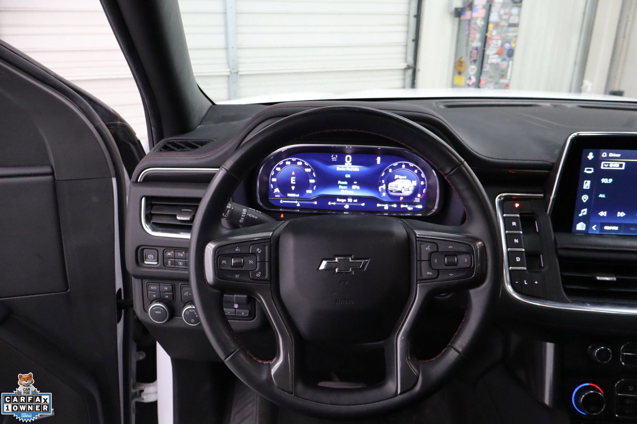 Used 2023 Chevrolet Suburban RST w/ Luxury Package image 17