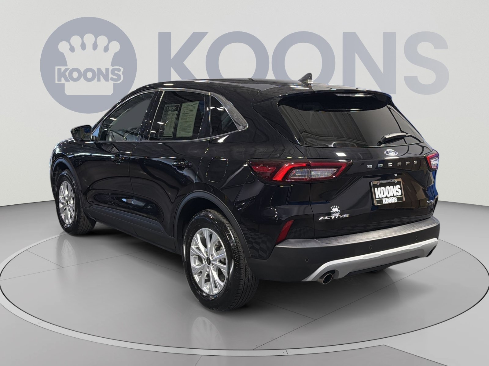 Certified 2023 Ford Escape Active w/ Tech Pack #2 AWD/4WD image 4
