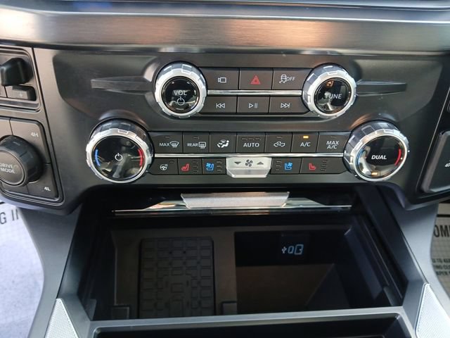 Certified 2025 Ford F250 Lariat AWD/4WD image 21