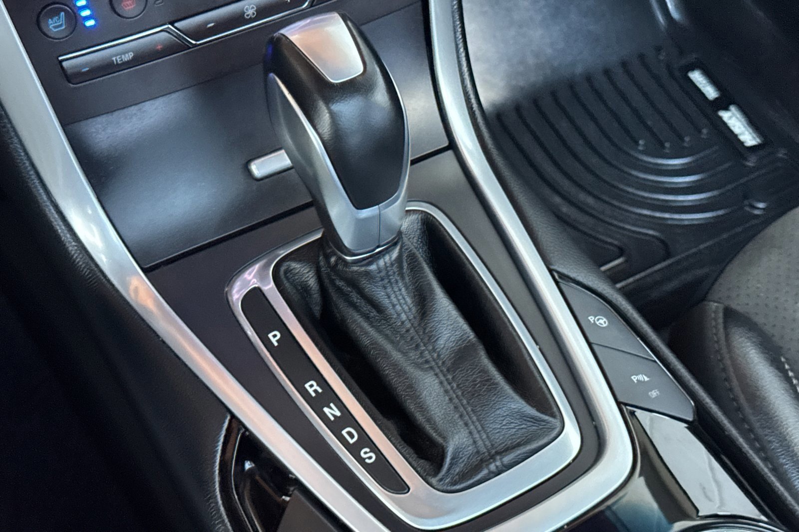 Certified 2018 Ford Edge Sport w/ Equipment Group 401A image 23