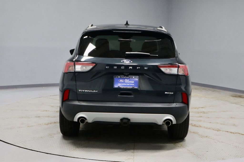 Certified 2022 Ford Escape Titanium w/ Class II Trailer Tow Package AWD/4WD image 11