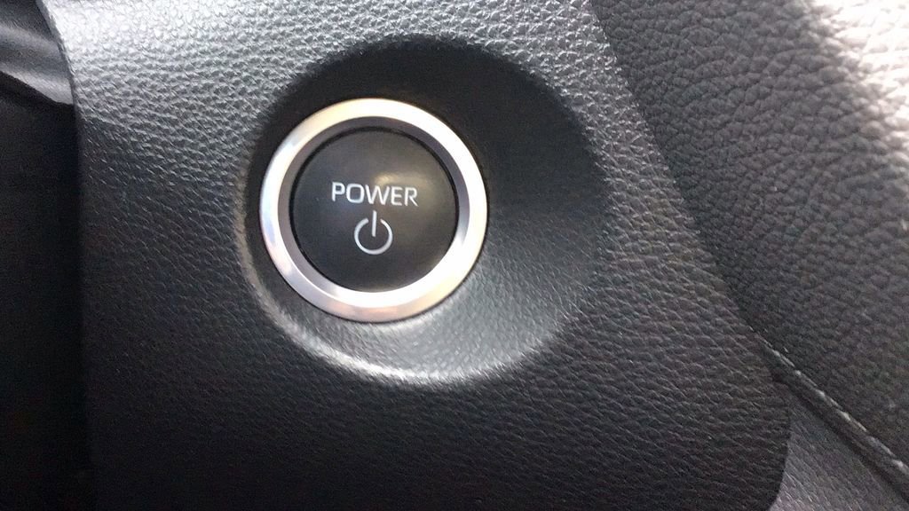 Used 2023 Toyota Corolla Cross XSE w/ Convenience Package image 22