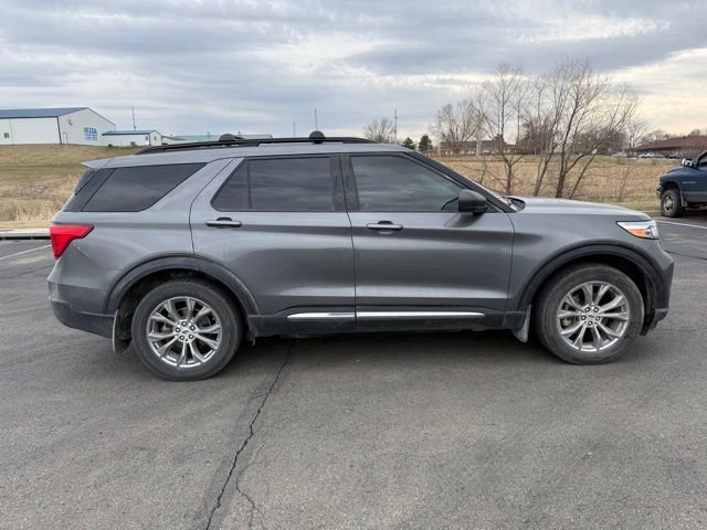 Certified 2021 Ford Explorer XLT w/ Equipment Group 202A image 6