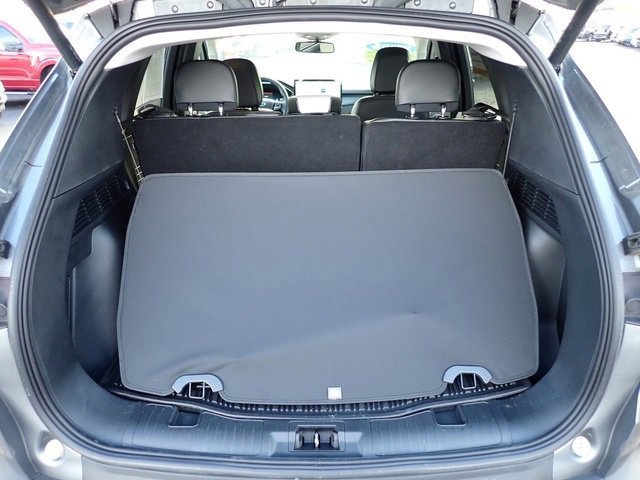 Certified 2025 Ford Escape Platinum w/ Premium Technology Package image 11