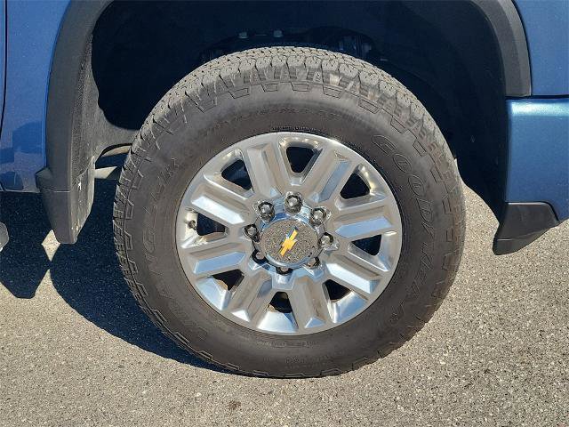 Used 2024 Chevrolet Silverado 2500 High Country w/ High Country Premium Package image 6
