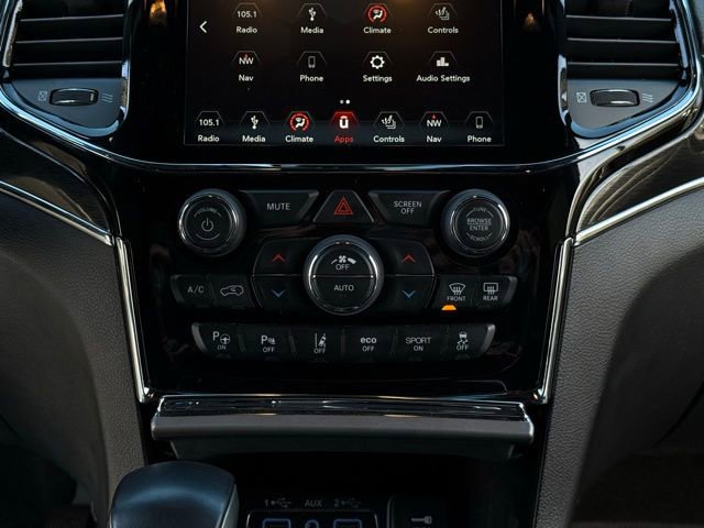 Used 2019 Jeep Grand Cherokee Trailhawk w/ Trailhawk Luxury Group image 26