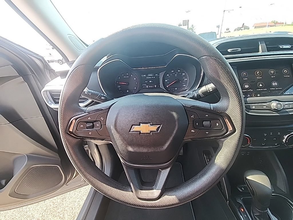 Used 2023 Chevrolet TrailBlazer LT AWD/4WD image 12