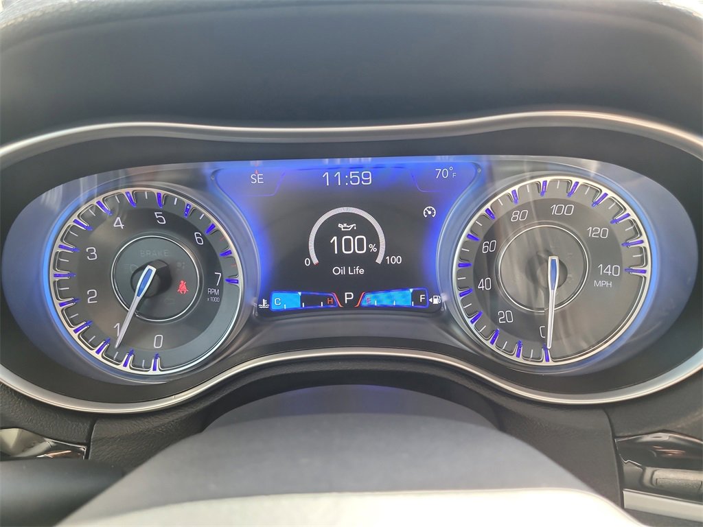 Used 2023 Chrysler 300 Touring L image 29