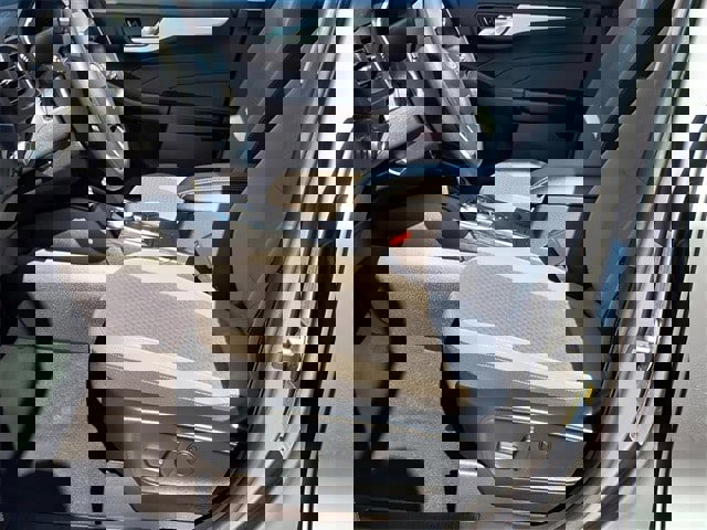 Certified 2021 Ford Escape SE image 13