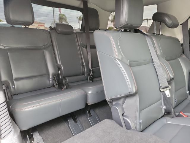 Certified 2025 Ford Expedition Active AWD/4WD image 26