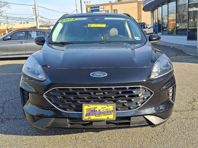 Certified 2022 Ford Escape SE w/ SE Sport Appearance Package AWD/4WD image 13