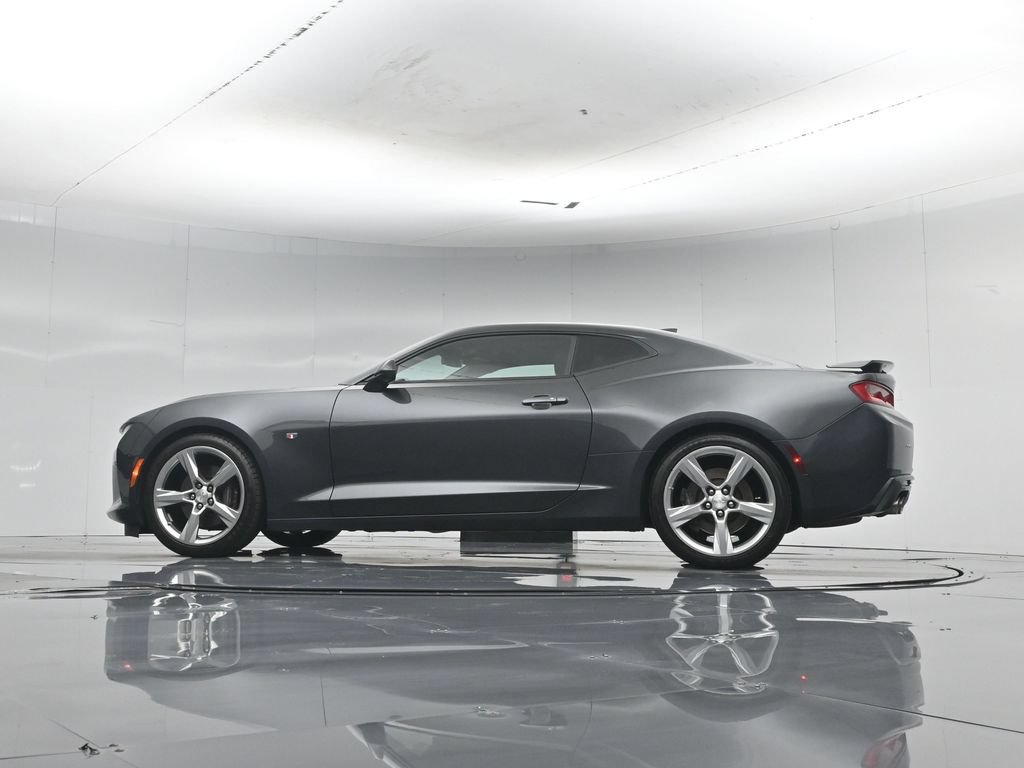 Used 2018 Chevrolet Camaro SS RWD image 53