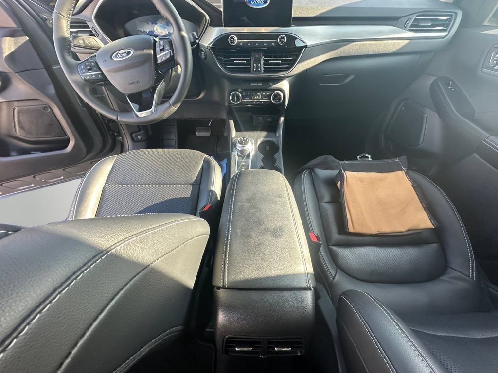 Certified 2022 Ford Escape Titanium FWD image 10