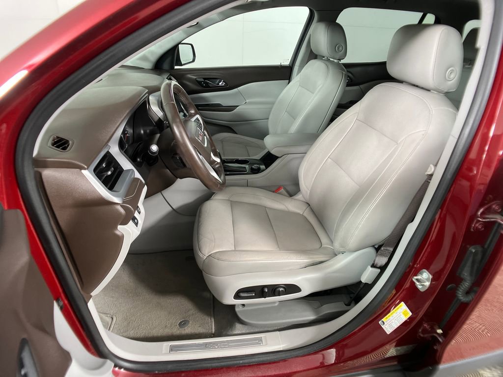 Used 2017 GMC Acadia SLT image 26