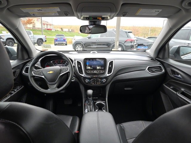 Used 2023 Chevrolet Equinox Premier image 14