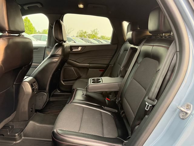 Certified 2024 Ford Escape ST-Line Select w/ Tech Pack #2 AWD/4WD image 10