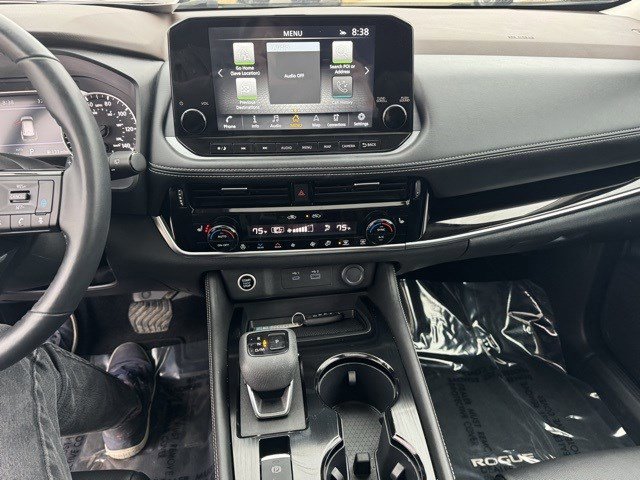 Used 2022 Nissan Rogue SL w/ SL Premium Package image 18