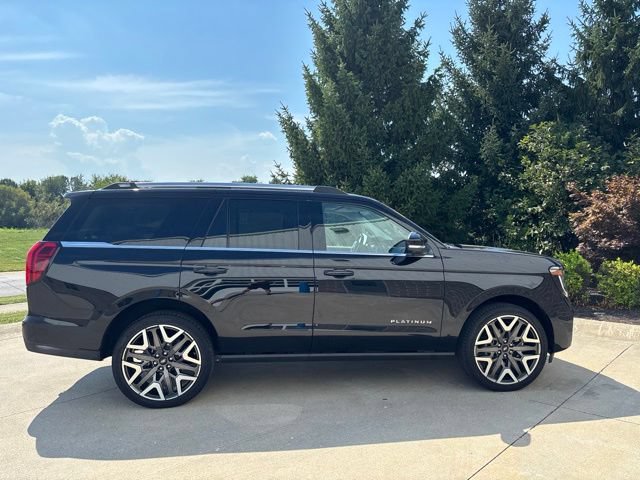 Certified 2026 Ford Expedition Platinum w/ Platinum Ultimate Package AWD/4WD image 7