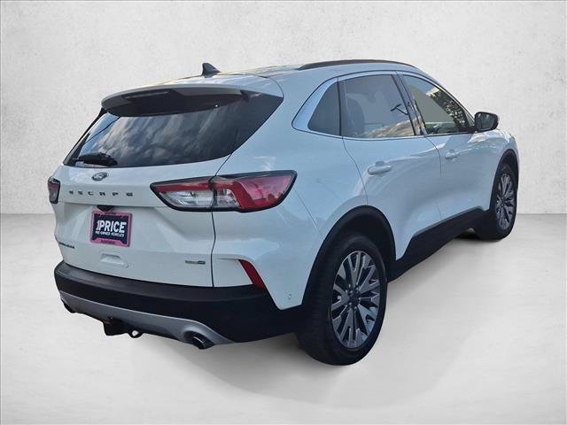 Certified 2020 Ford Escape Titanium w/ Titanium Premium Package 2.0 AWD/4WD image 5