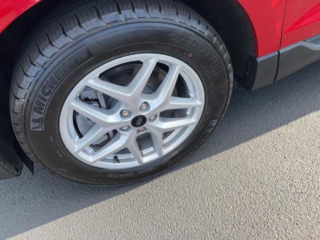 Certified 2024 Ford Edge SEL w/ Convenience Package image 9