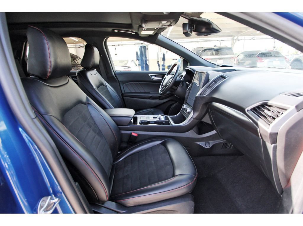 Certified 2024 Ford Edge ST-Line AWD/4WD image 26