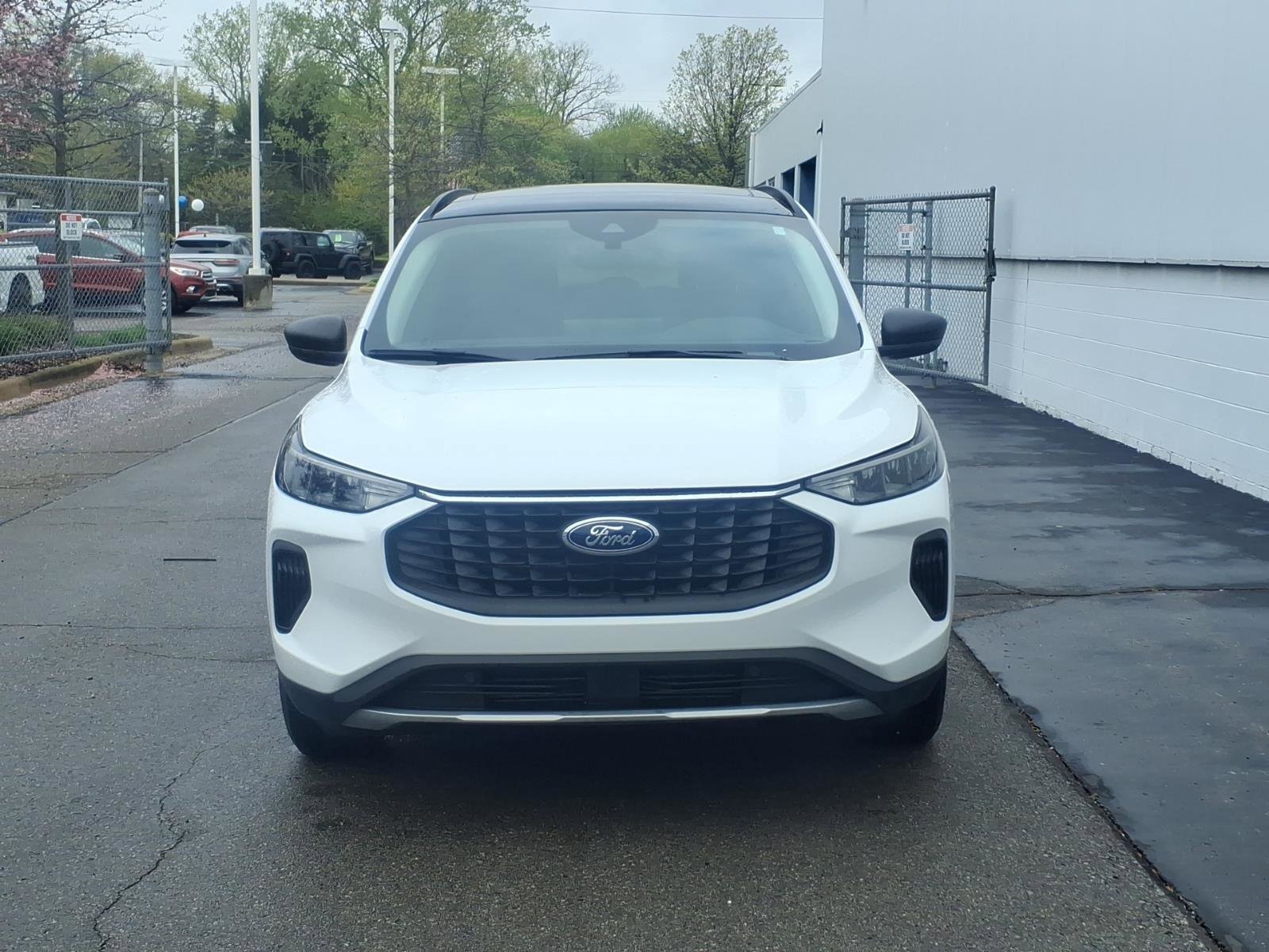 Certified 2024 Ford Escape Active w/ Tech Pack #1 AWD/4WD image 2