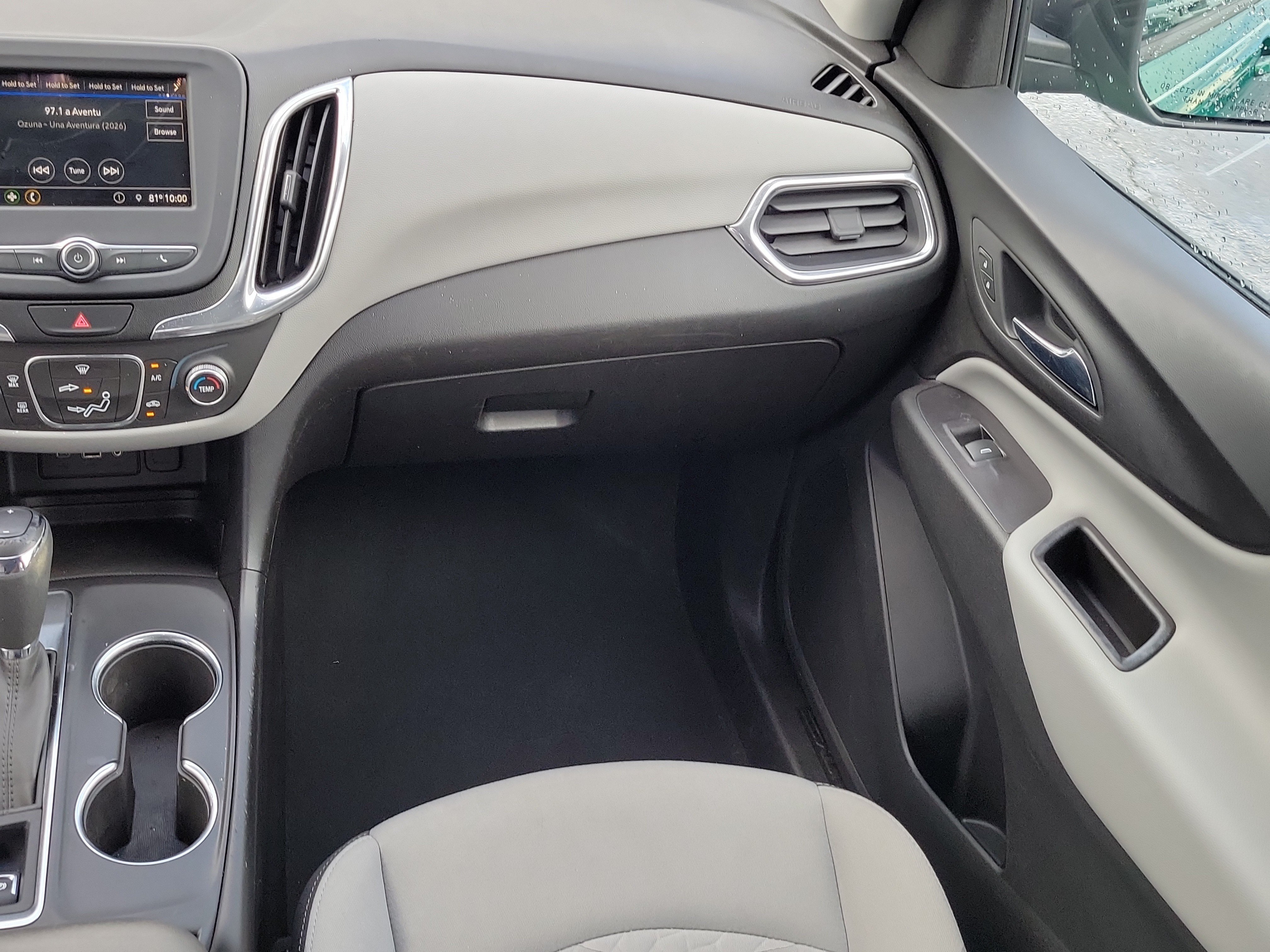 Used 2019 Chevrolet Equinox LS FWD image 16