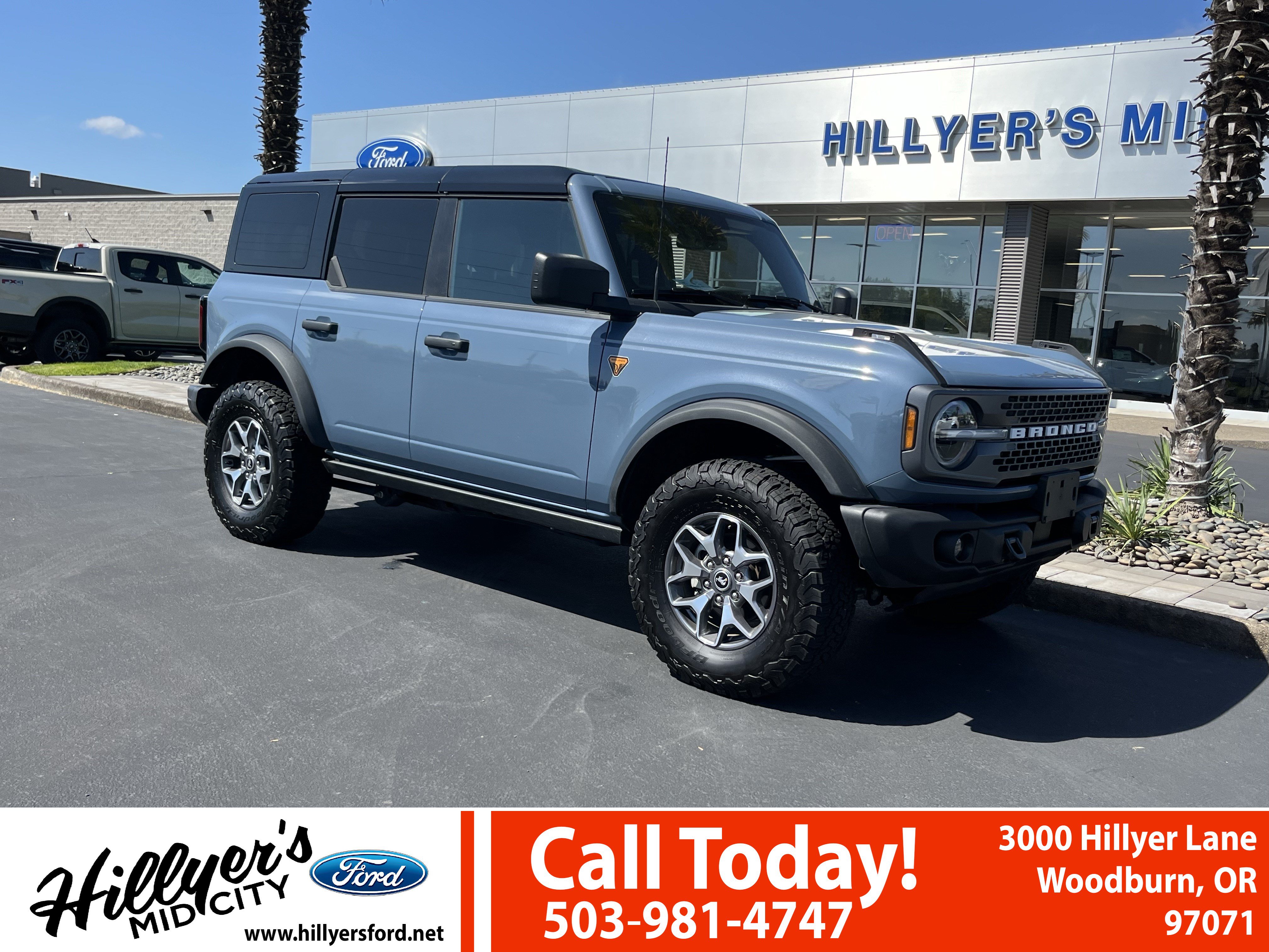 Certified 2025 Ford Bronco Badlands AWD/4WD image 1