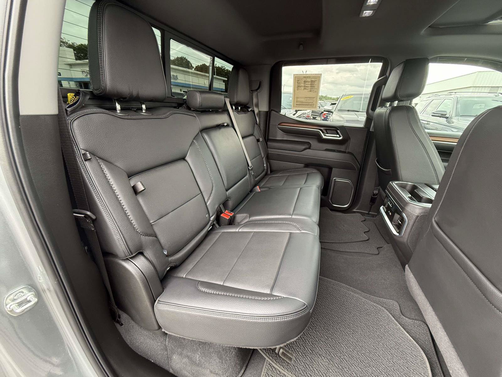 Used 2025 GMC Sierra 1500 Denali w/ Denali Reserve Package AWD/4WD image 29
