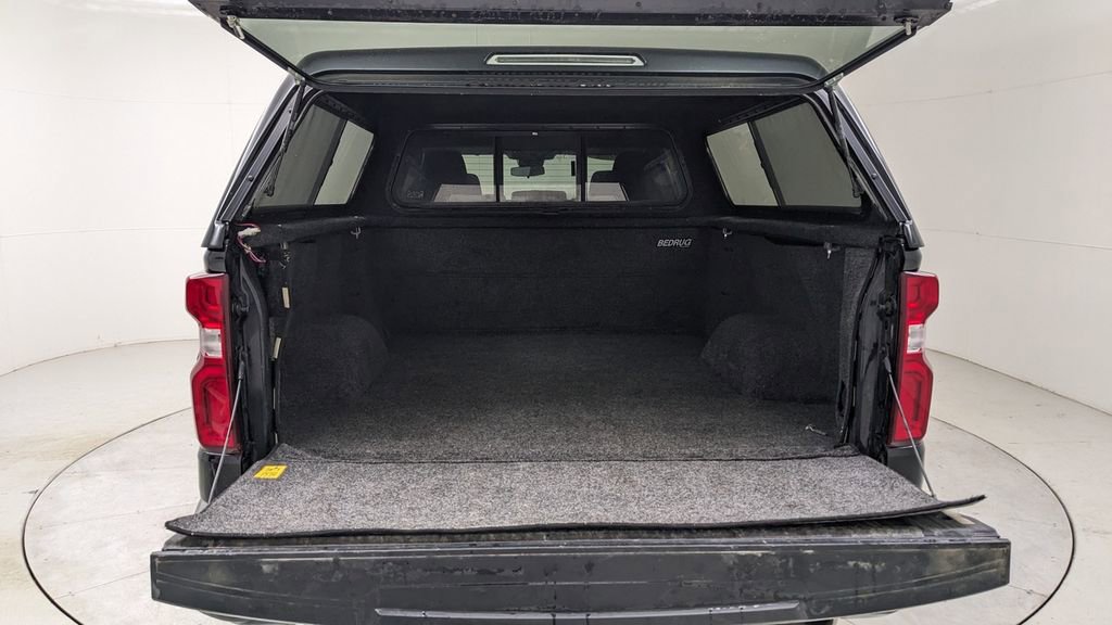 Used 2022 Chevrolet Silverado 1500 LT Trail Boss w/ Convenience Package II image 7