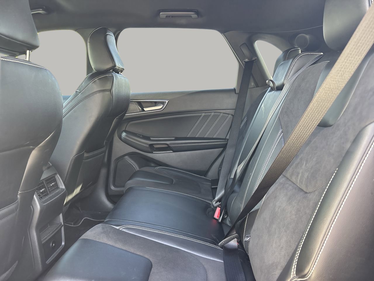 Certified 2023 Ford Edge ST w/ Cargo Accessory Package image 11