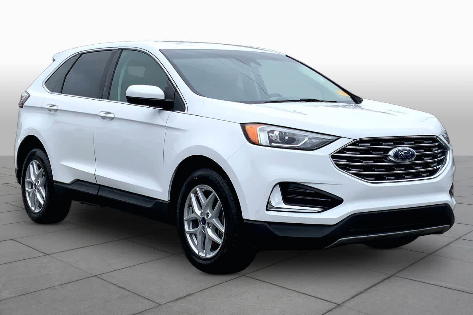 Certified 2022 Ford Edge SEL AWD/4WD image 3