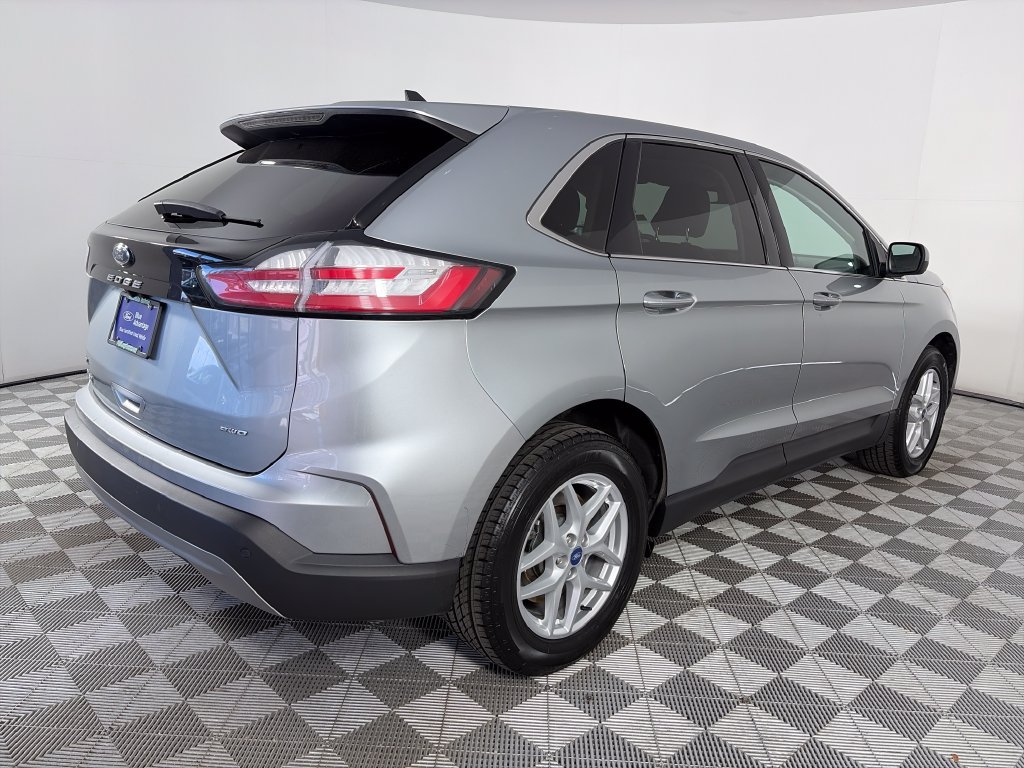 Certified 2024 Ford Edge SEL AWD/4WD image 7
