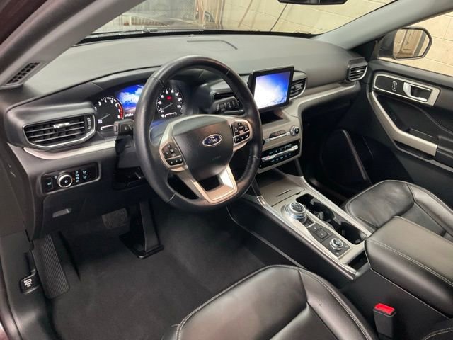Certified 2023 Ford Explorer XLT w/ Equipment Group 202A image 6