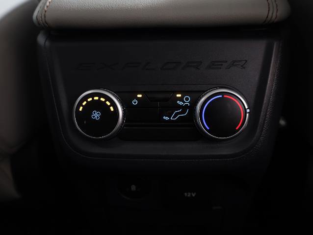 Certified 2025 Ford Explorer Active w/ Active Comfort Package image 19