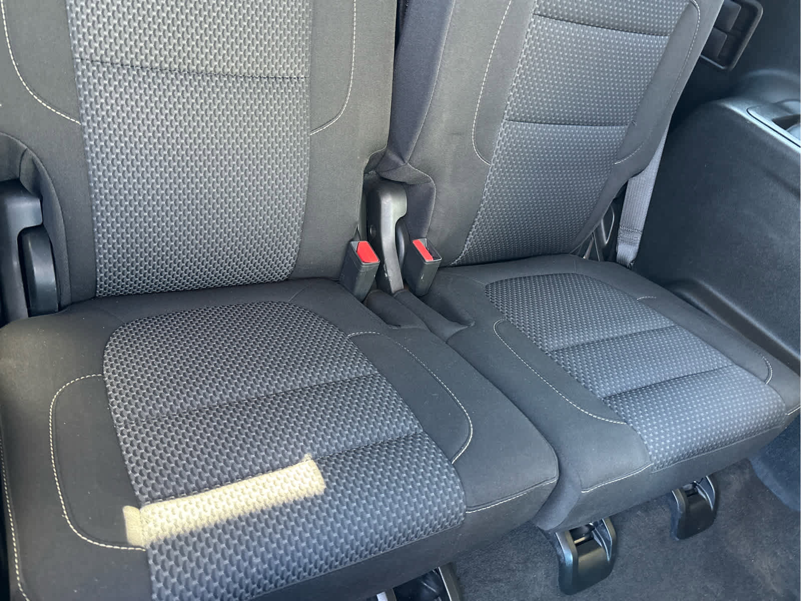 Used 2023 GMC Acadia SLE w/ Driver Convenience Package image 33