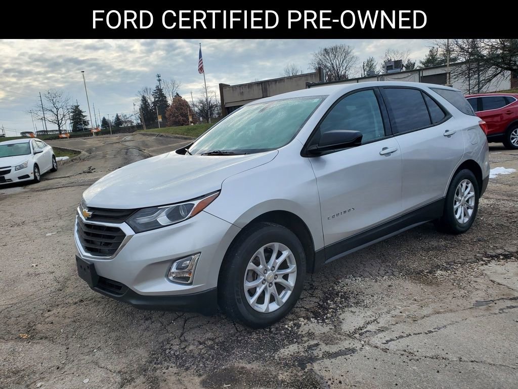Used 2019 Chevrolet Equinox LS w/ LS Convenience Package image 2