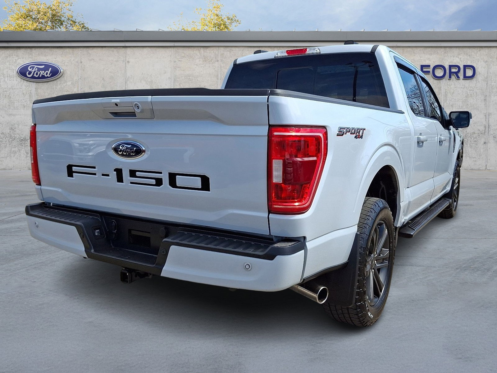 Certified 2022 Ford F150 XLT w/ Equipment Group 302A High AWD/4WD image 6