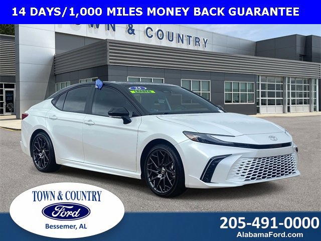 Used 2025 Toyota Camry XSE image 7