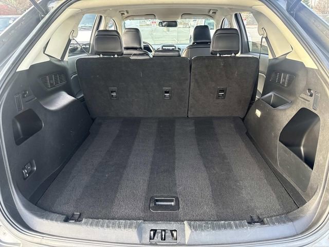 Certified 2023 Ford Edge SEL image 7
