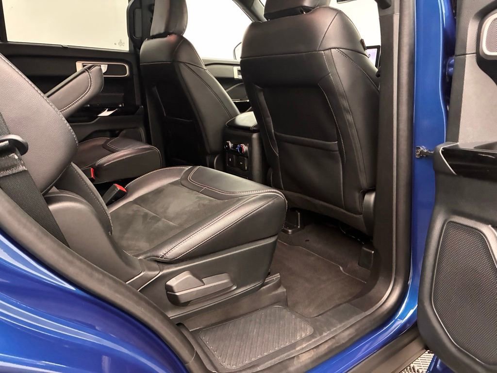 Certified 2023 Ford Explorer ST image 31