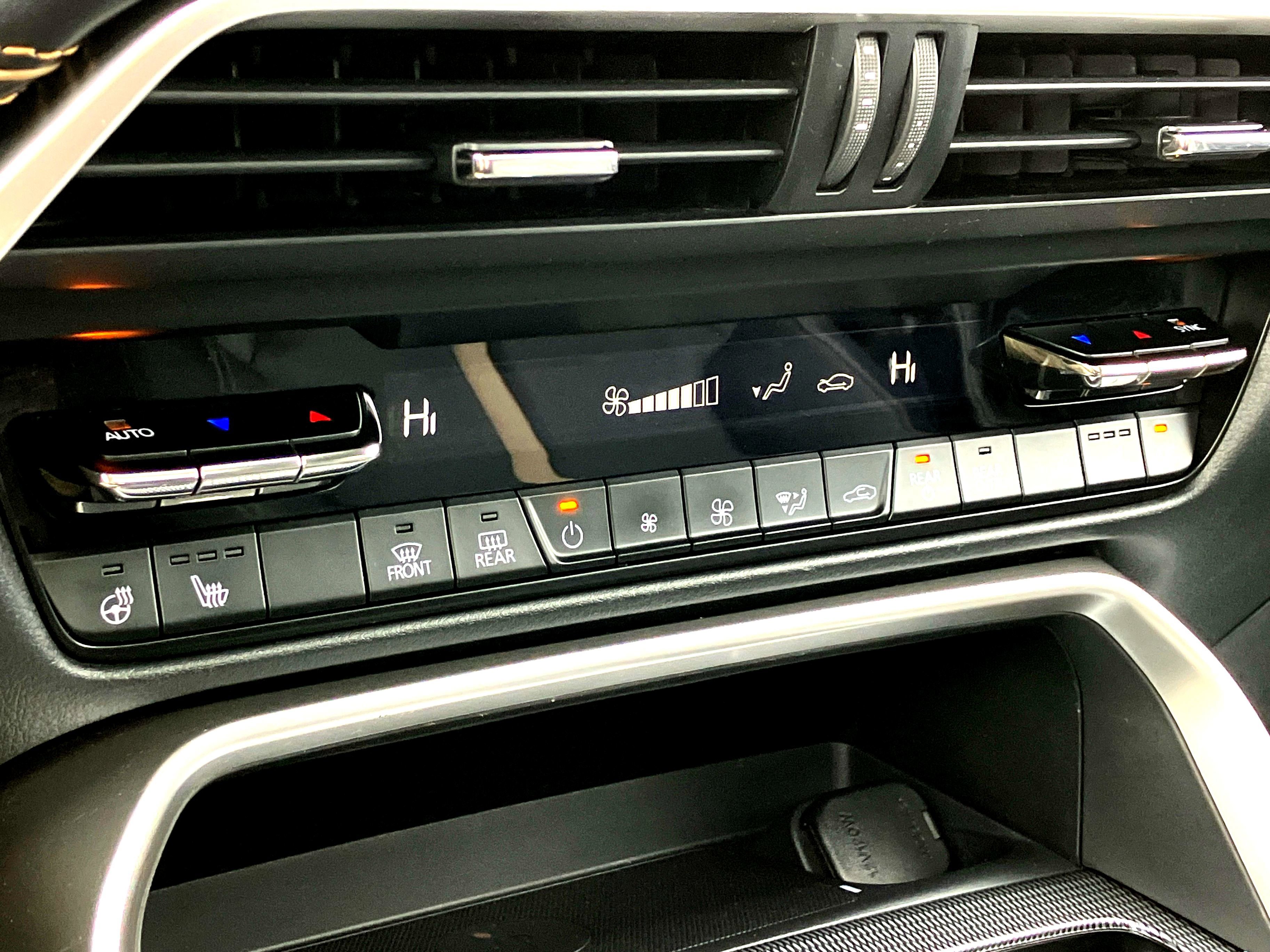 Used 2024 MAZDA CX-90 3.3 Turbo S w/ Premium Package image 43