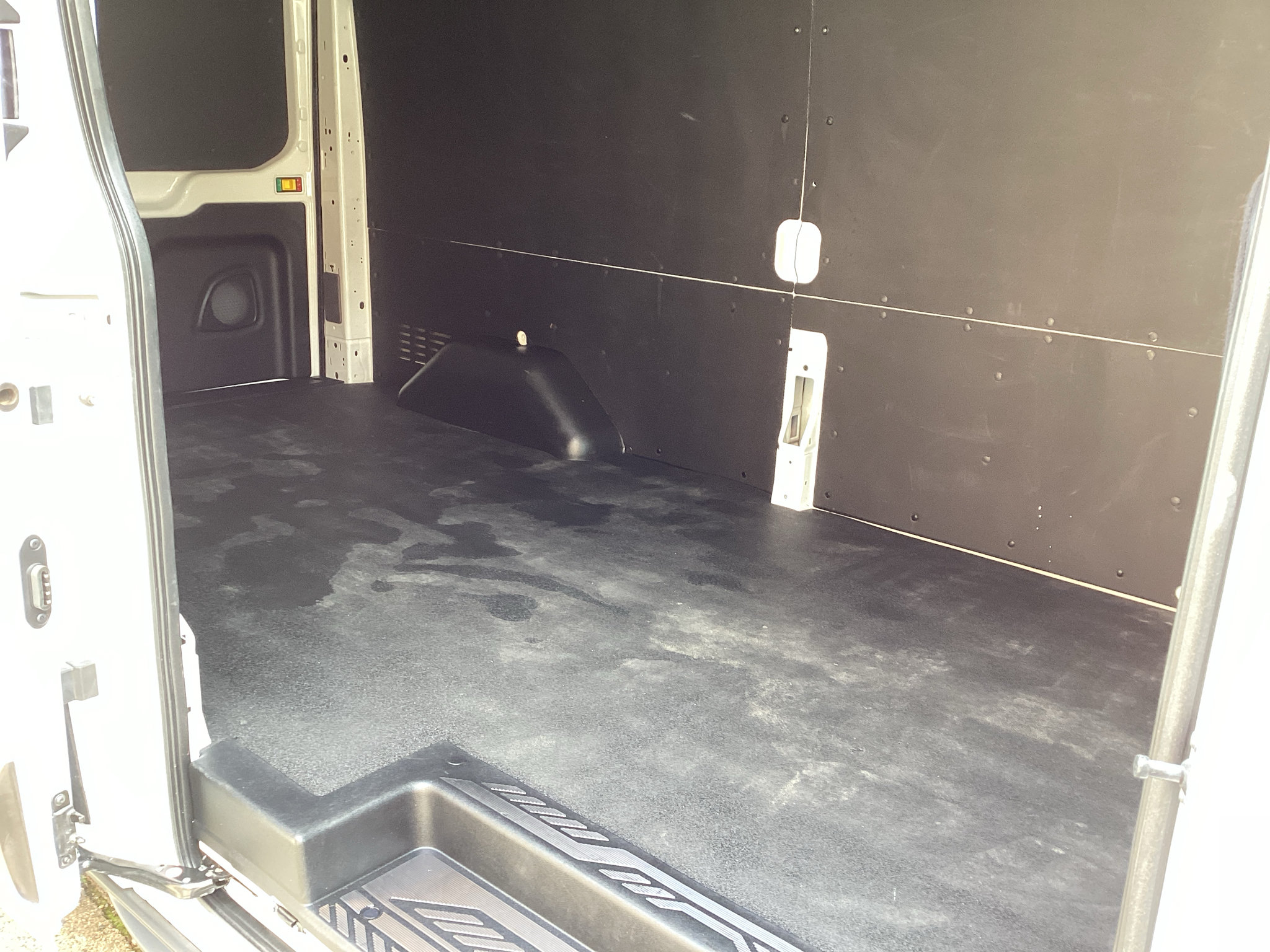 Certified 2025 Ford Transit 250 148 High Roof w/ Load Area Protection Package RWD image 9